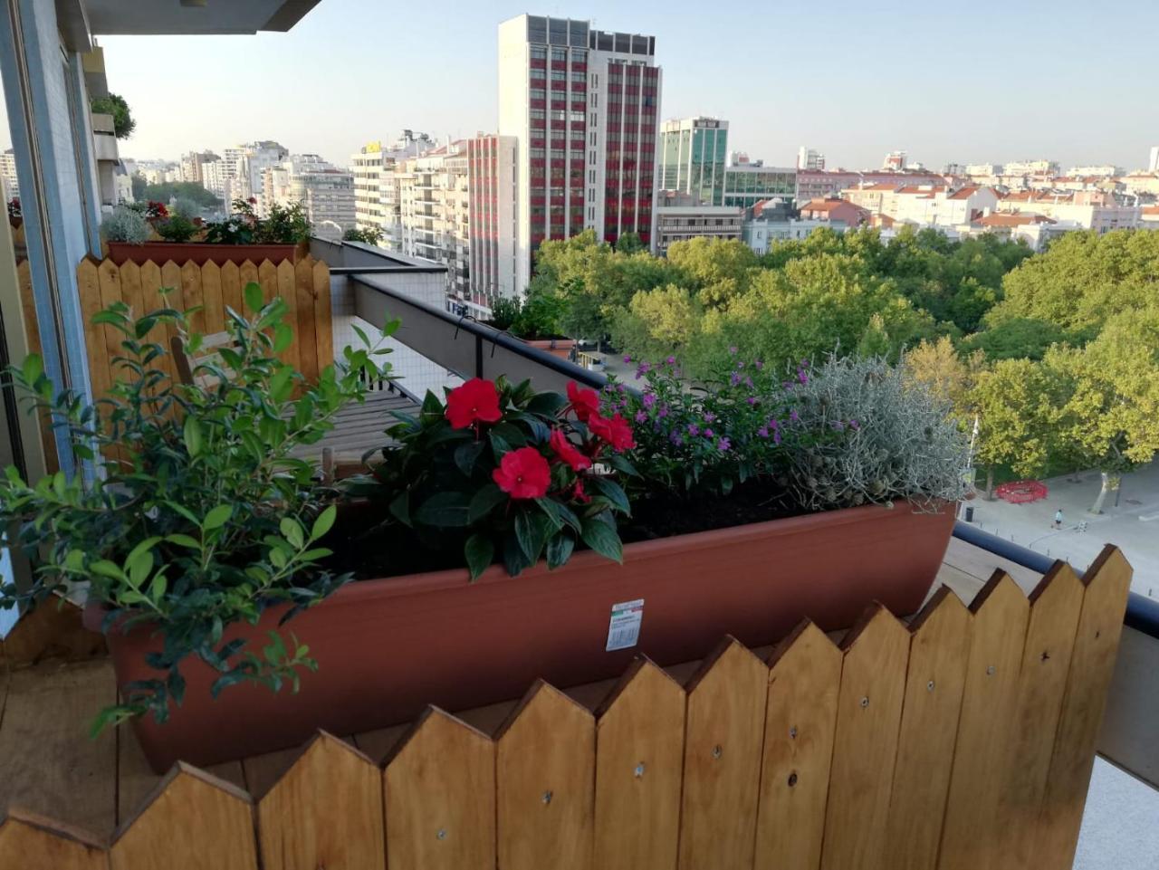 Republica83-Campo Pequeno Home Lisboa Ngoại thất bức ảnh