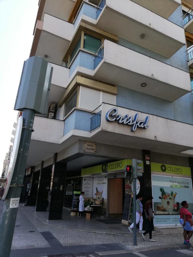 Republica83-Campo Pequeno Home Lisboa Ngoại thất bức ảnh